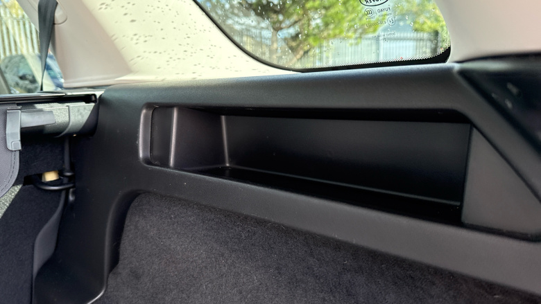 Land Rover Discovery Sport 1.5 P300e R-Dynamic SE 5dr Auto [5 Seat] Station Wagon